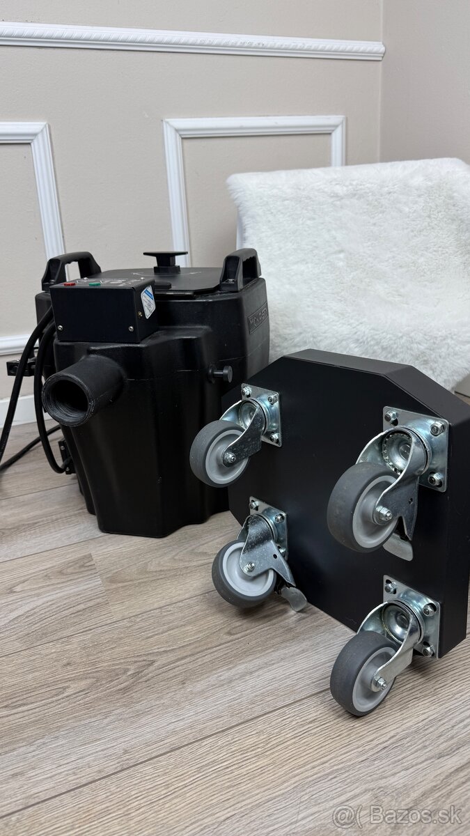 Stroj na plazivý dym / tanec v oblakoch - 2