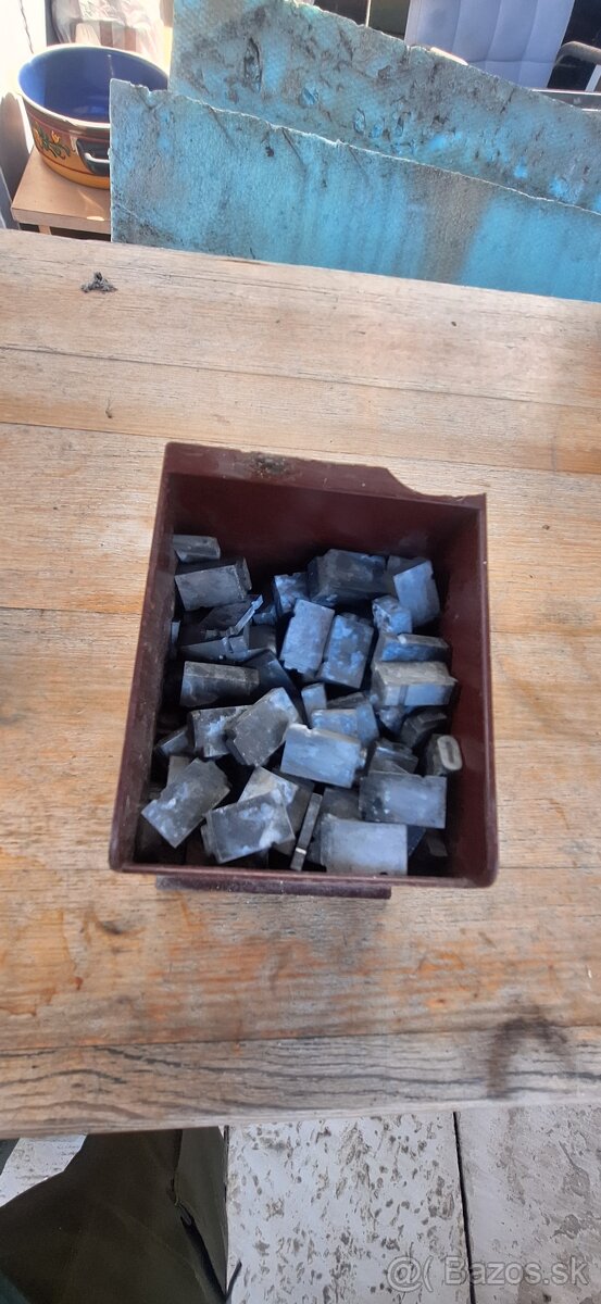 Písmena kovové tlačiarenské - 2