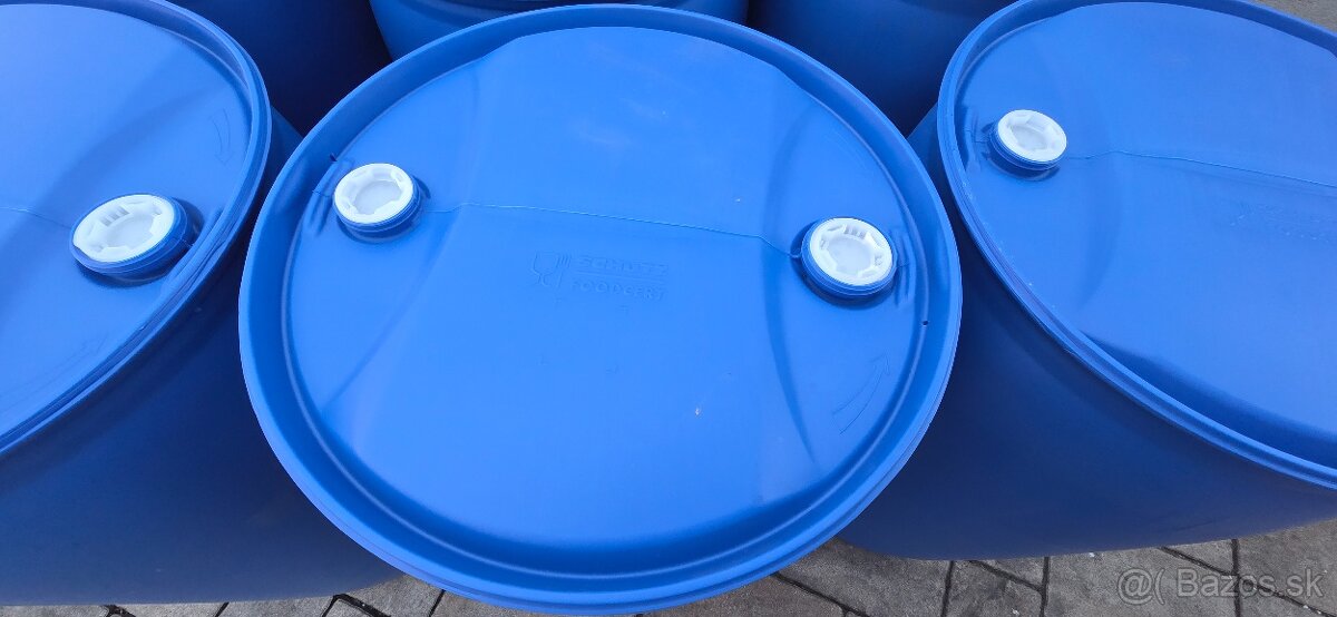 Plastové sudy - 2