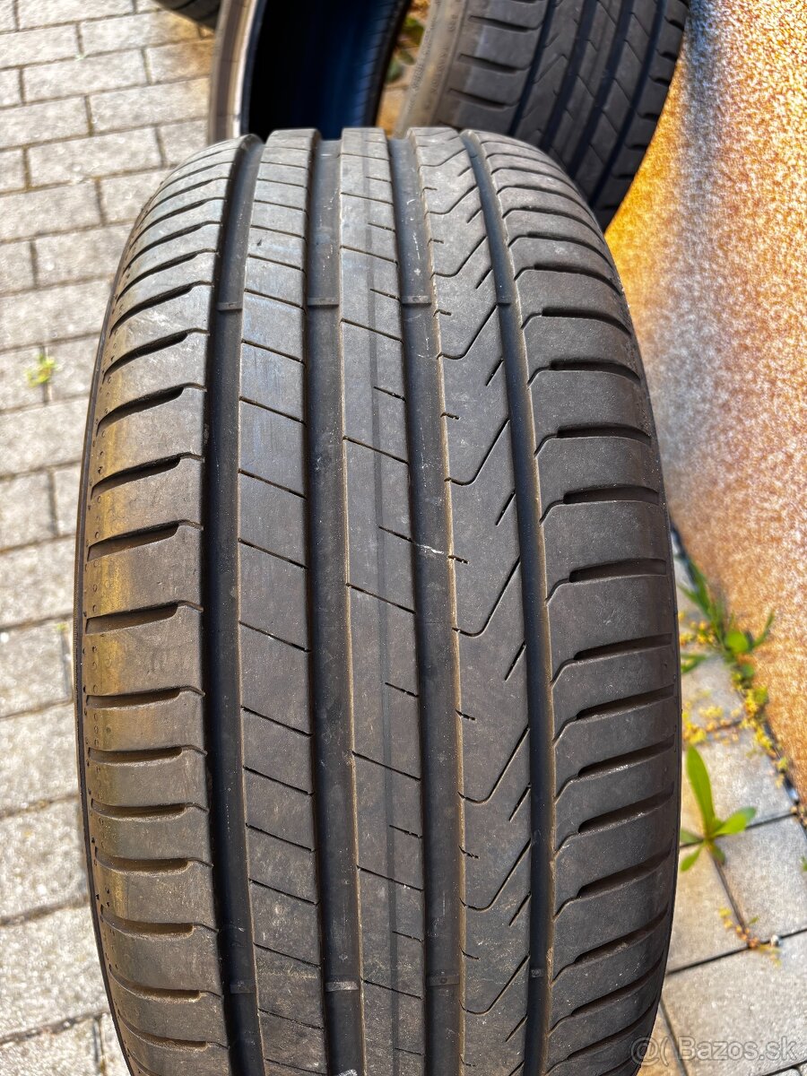 Pirelli 225/45 r17 Letné - 2