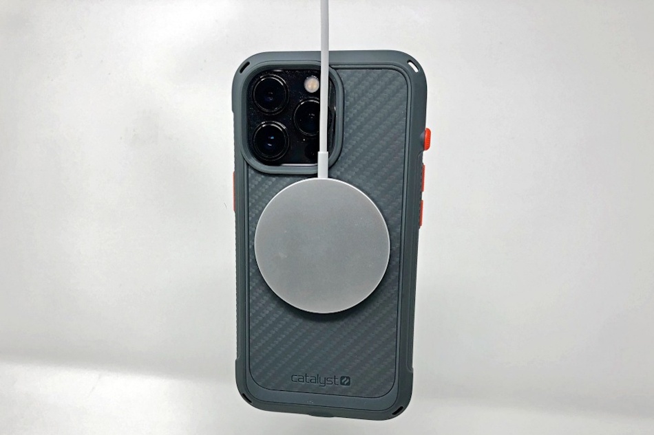 Prémiový kryt Catalyst Vibe pre iPhone 13 Pro - 2