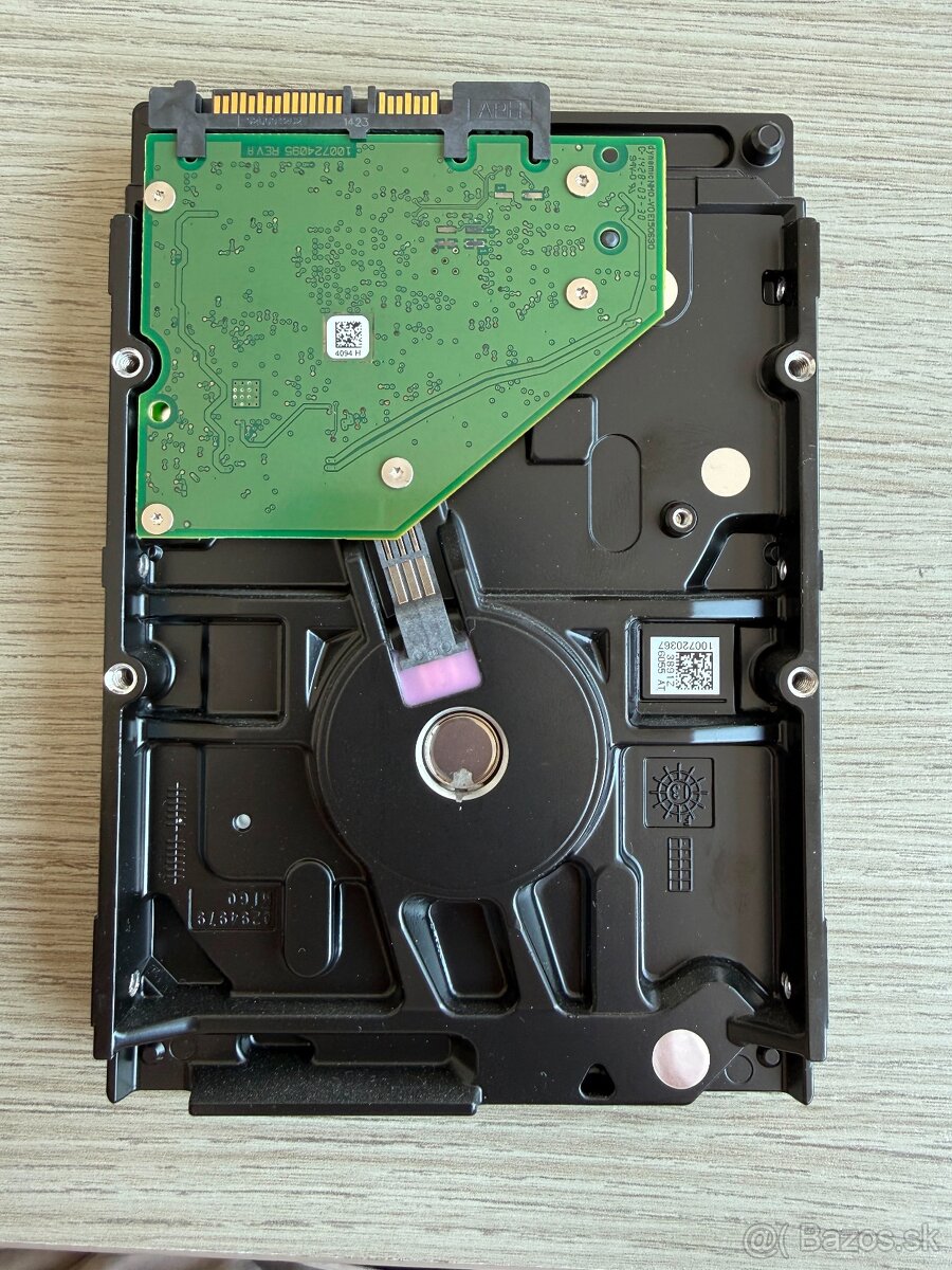Predám Seagate Desktop HDD 1000 - 2