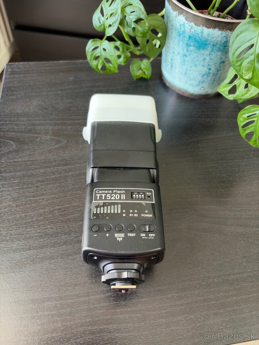 Godox TT520 II – blesk - 2