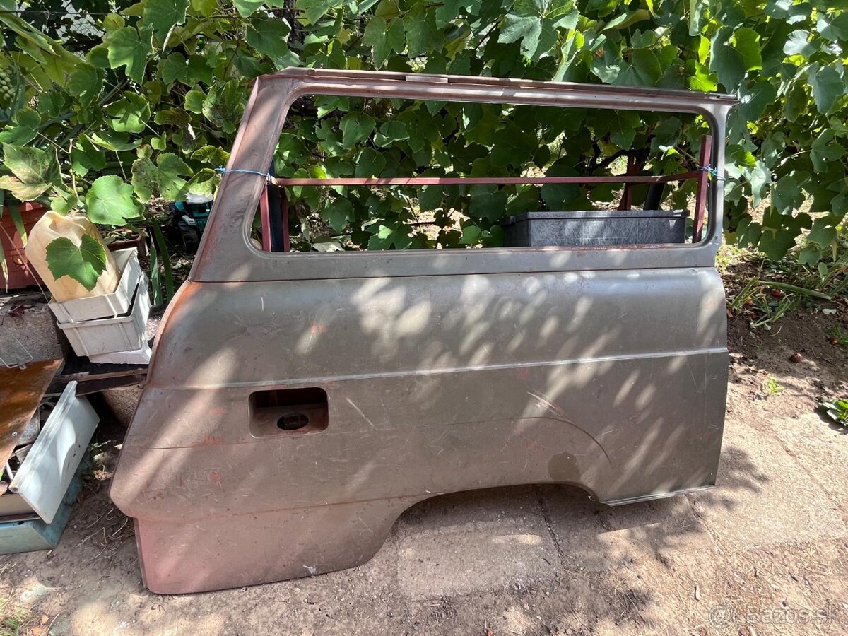 Škoda 1203 – Nové, nepoužité bočnice - 2