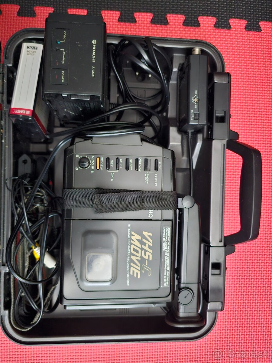 HITACHI VHS-C - 2