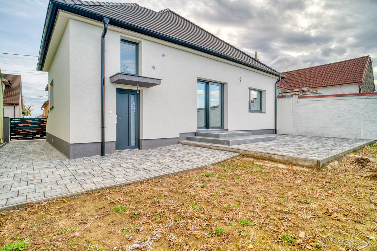 Na predaj 3-izbový rodinný dom v Jaslovských Bohuniciach - 2