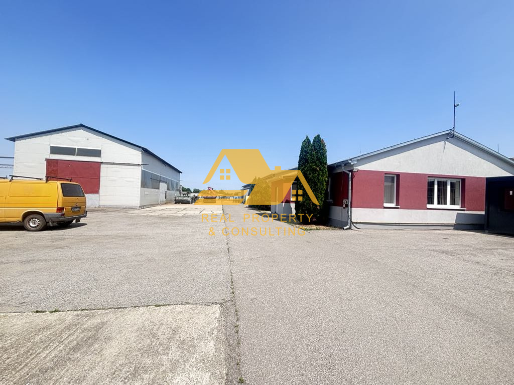 Predám priemyselný areál s 2 výrobnými halami v obci Zemné - 2