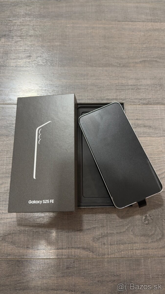 Samsung Galaxy s25fe 256GB komplet záruka - 2