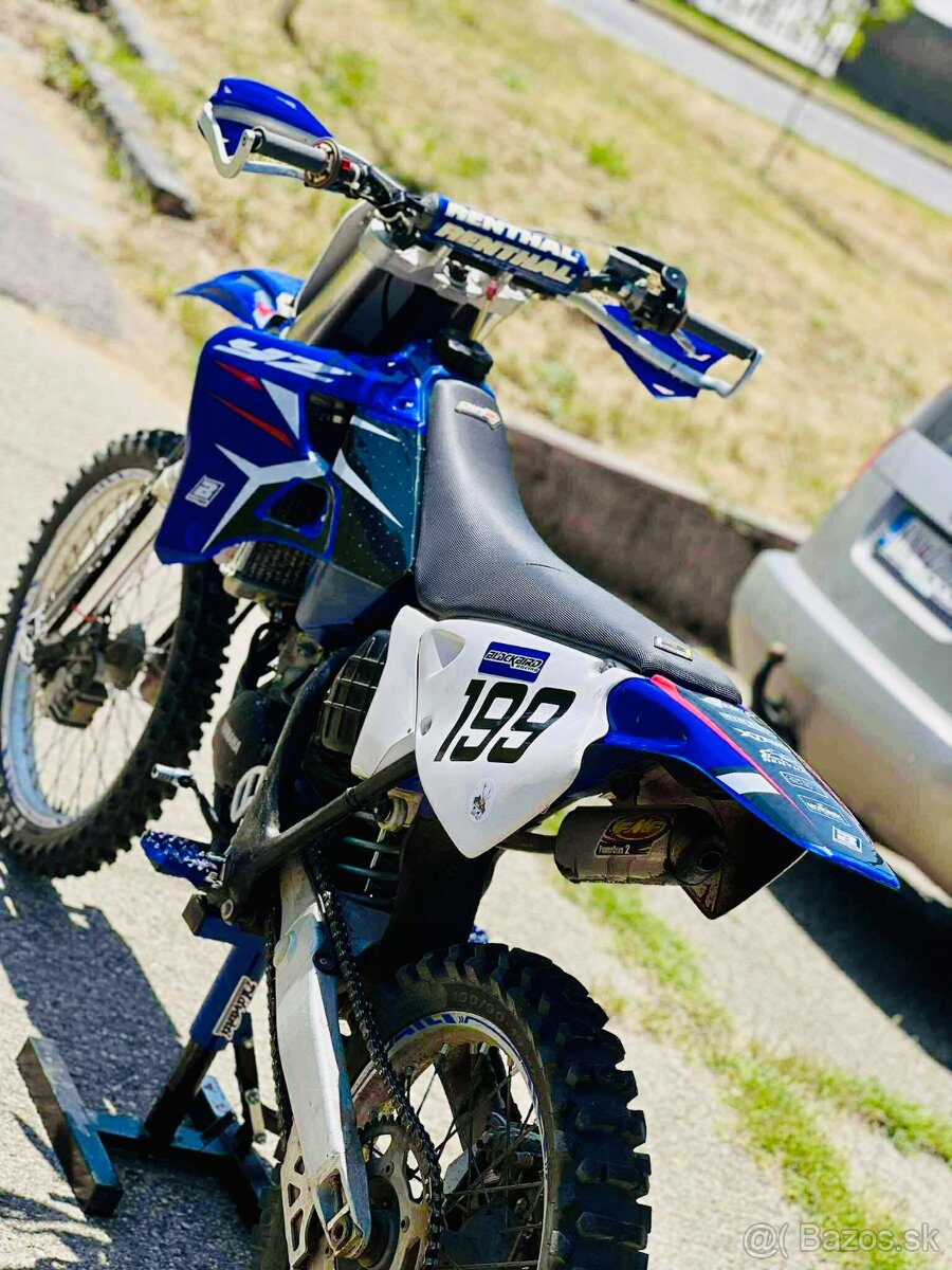 YAMAHA YZ 125 - 2