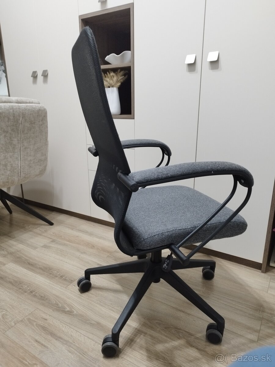 Kancelárska stolička - 2
