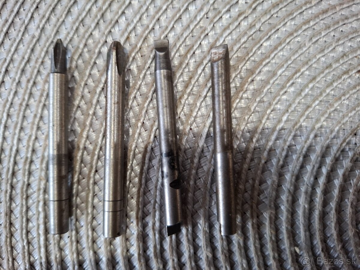 Starožitný skrutkovač - 2