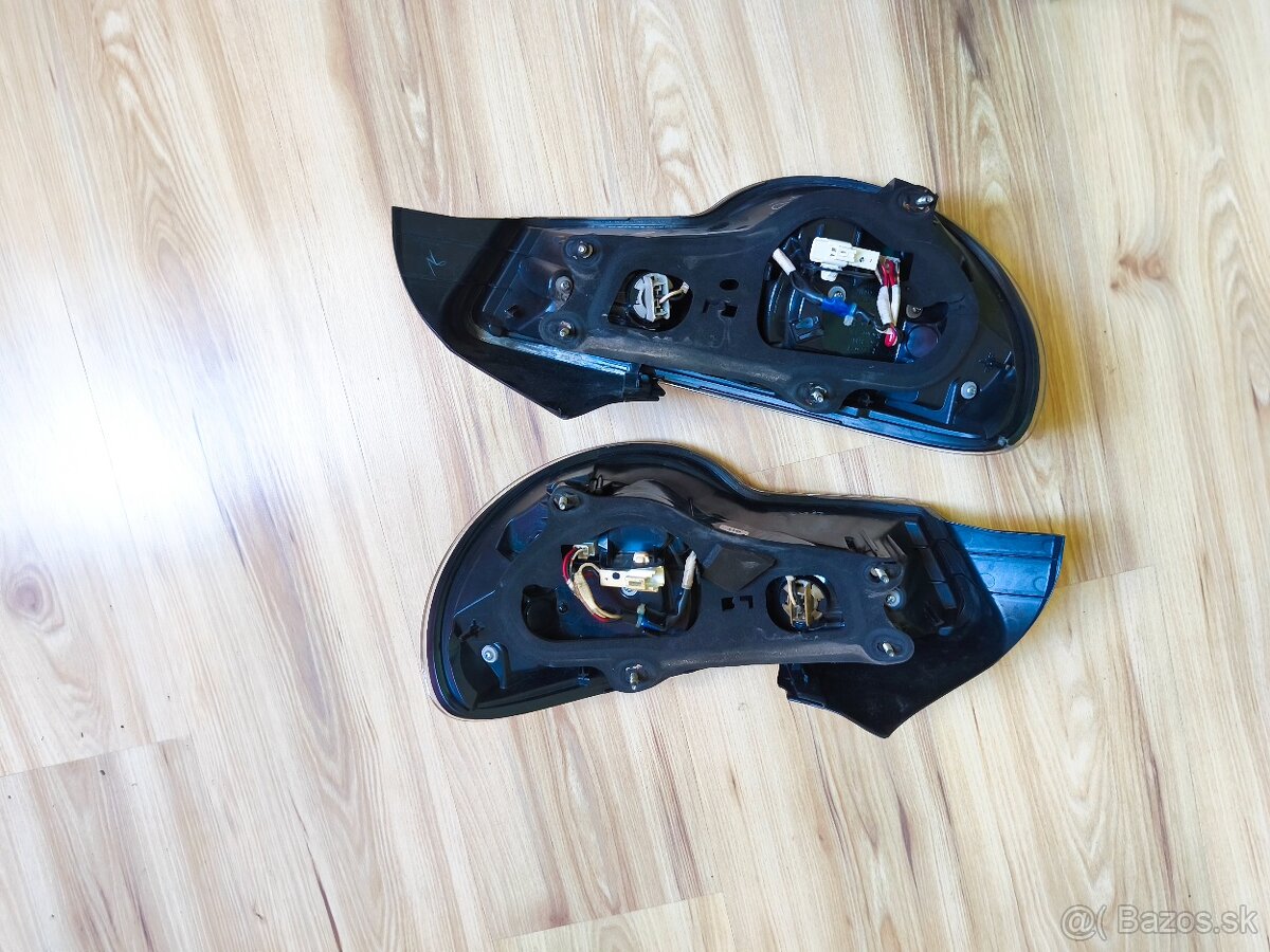 Zadné svetlá Subaru Brz - 2