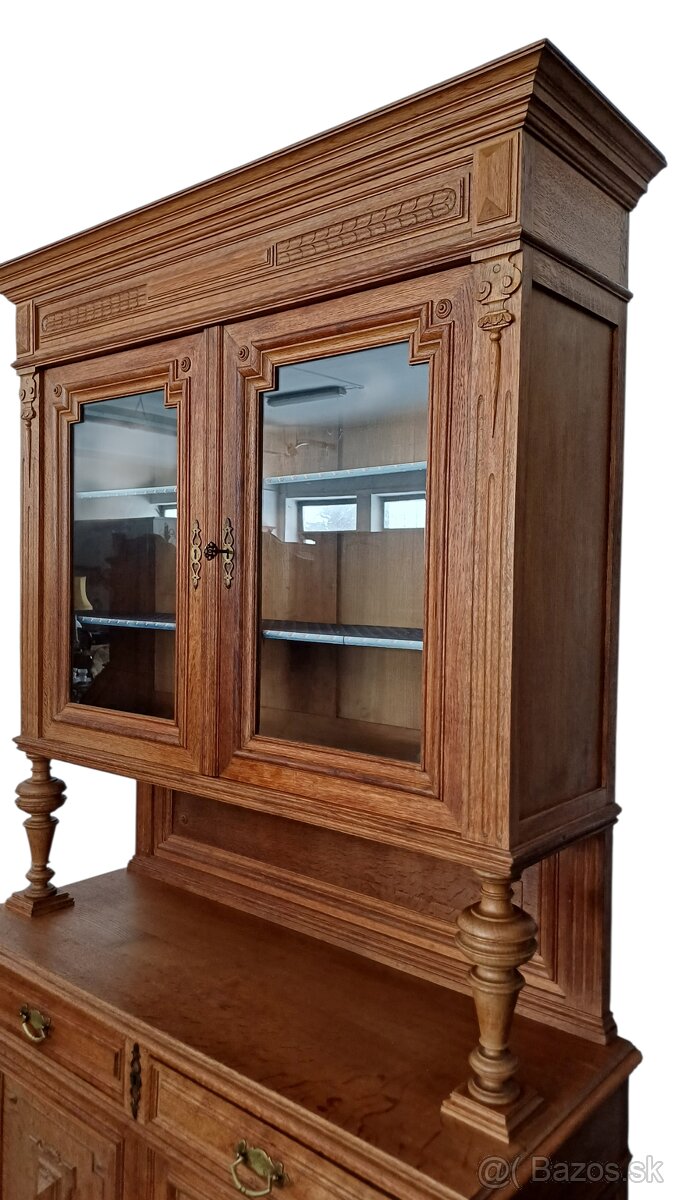 Starožitný nabytok - 2