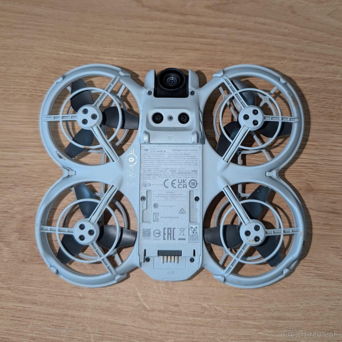 DJI NEO
- 2