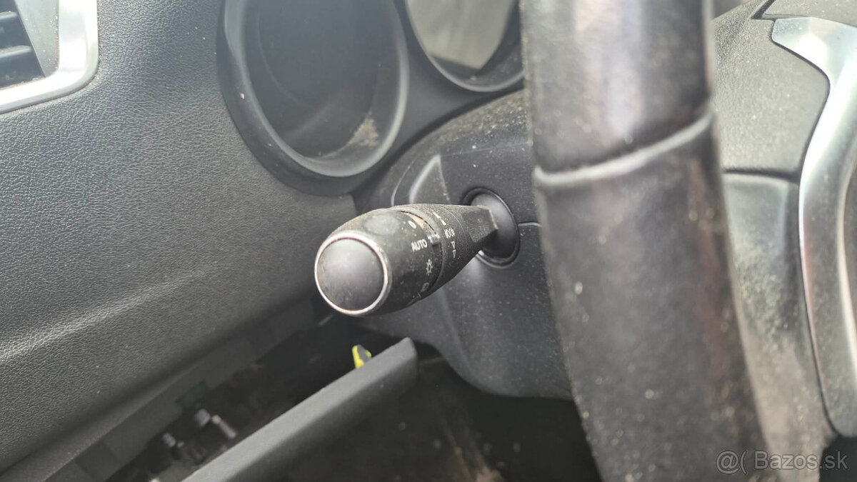 Citroen C4 1,6i 88kw kód: 5FS, 5F01 - 2