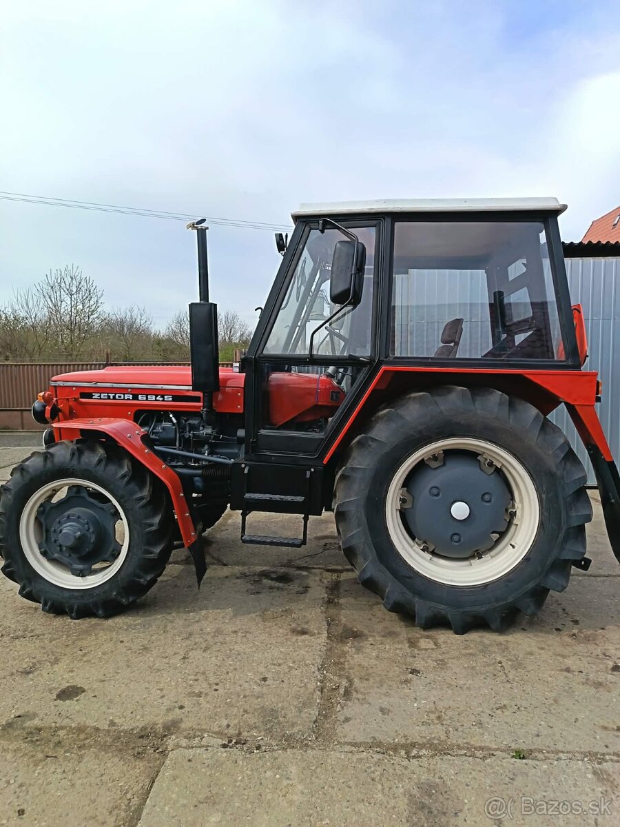 Traktor Zetor - 2