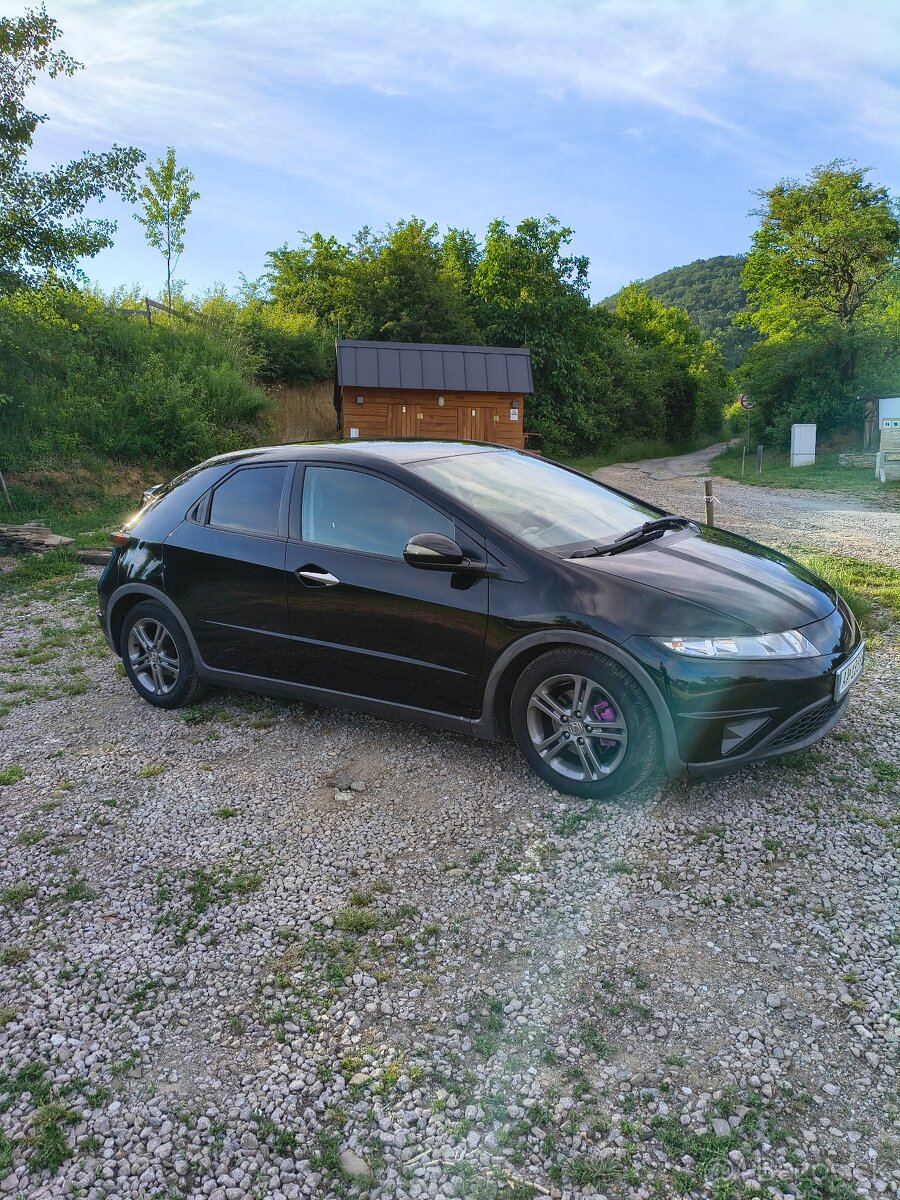 Honda Civic 8g 1.8 - 2