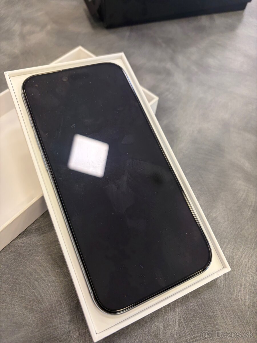iPhone 17 air BlueSky - 2
