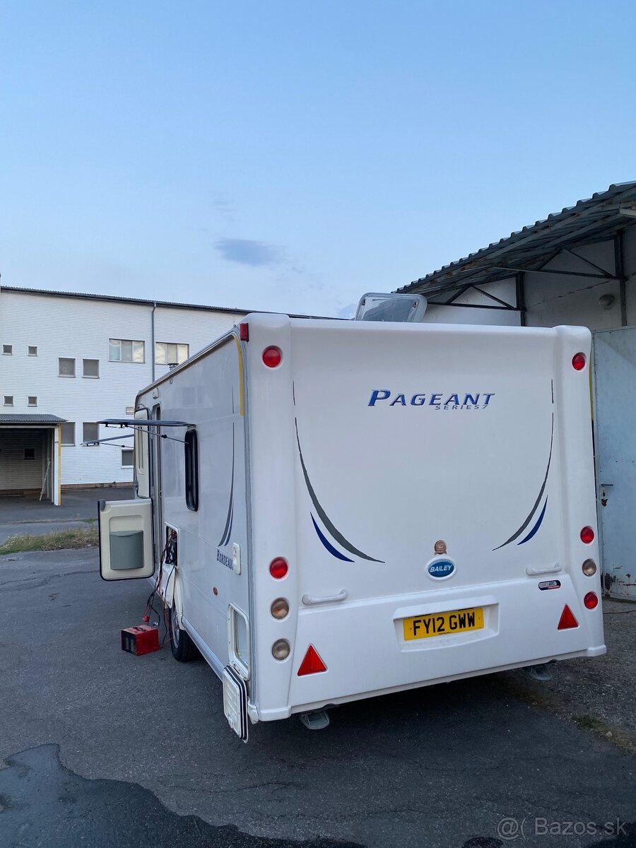 Predám alebo vymením Karavan - 2