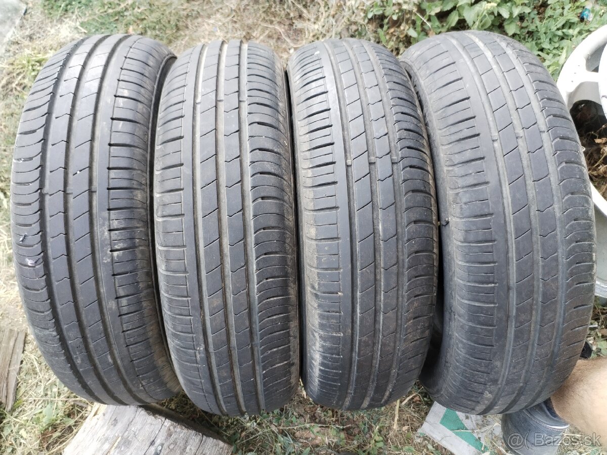 Predám 165/70 R14 - 2