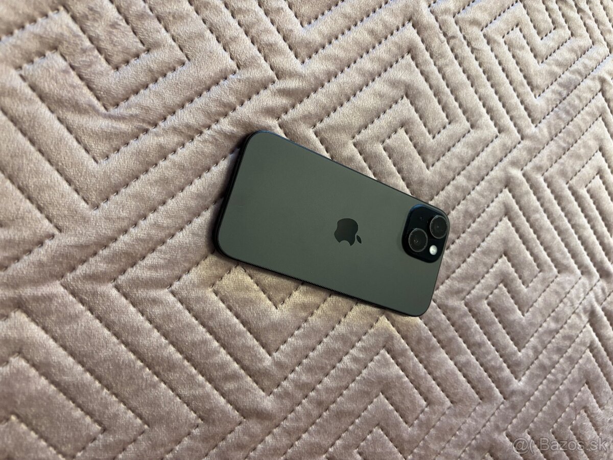 iPhone 15 - 2