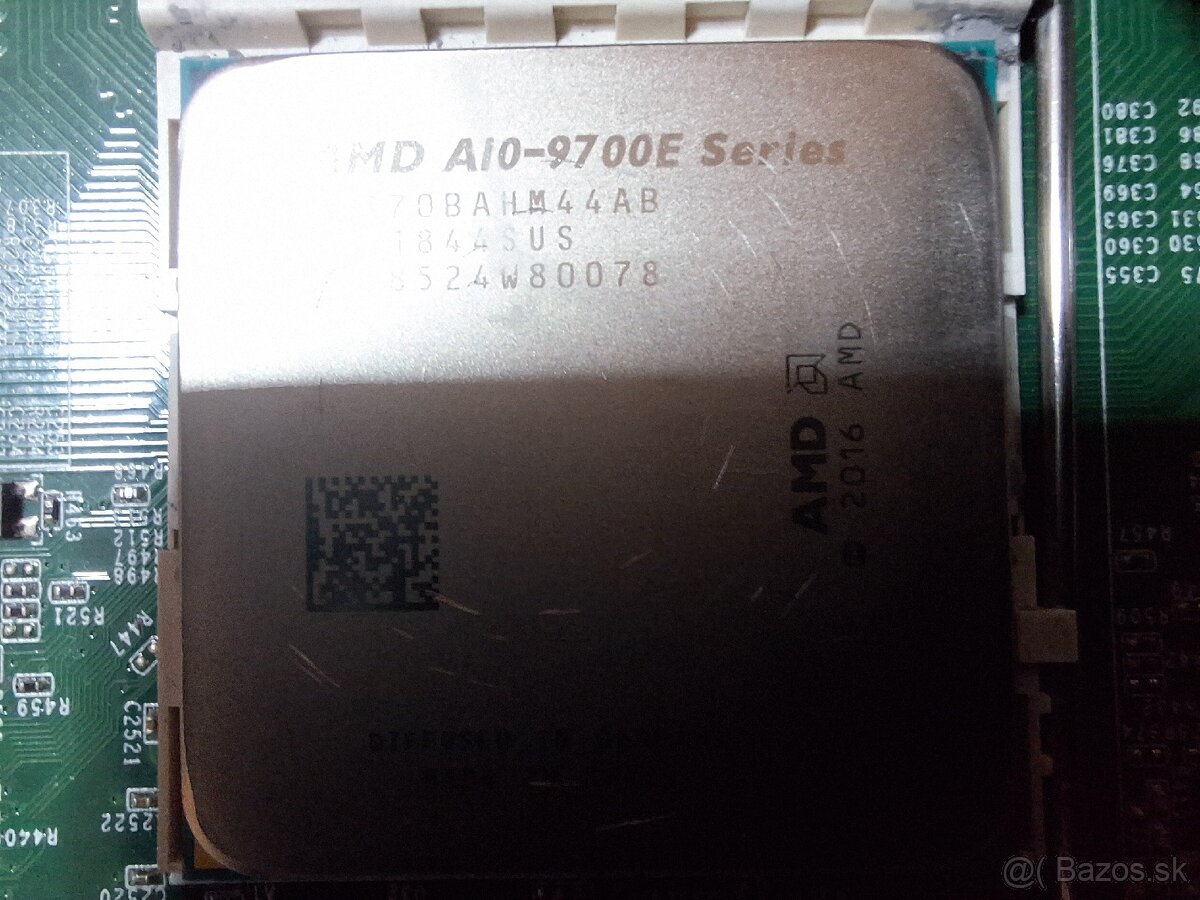 Amd A10 9700e - 2