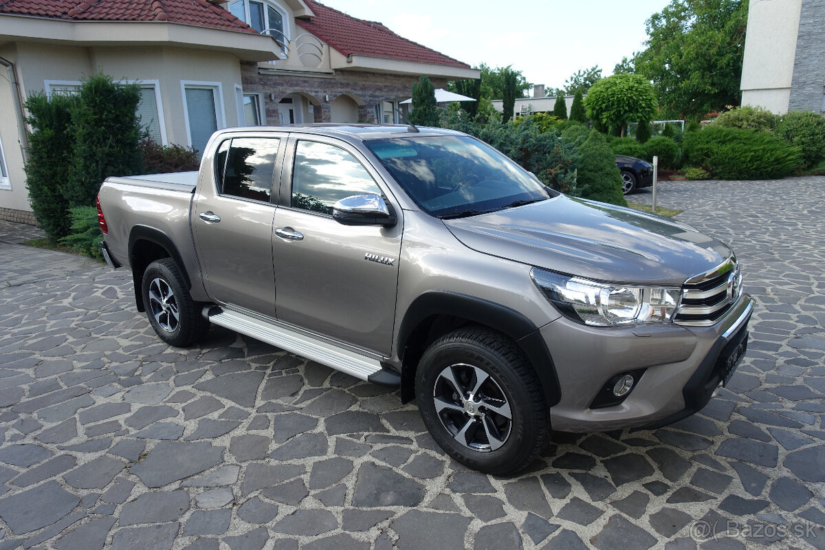 Toyota Hilux DC 2.4 I D-4D Active-75.541km-ODPOČET DPH