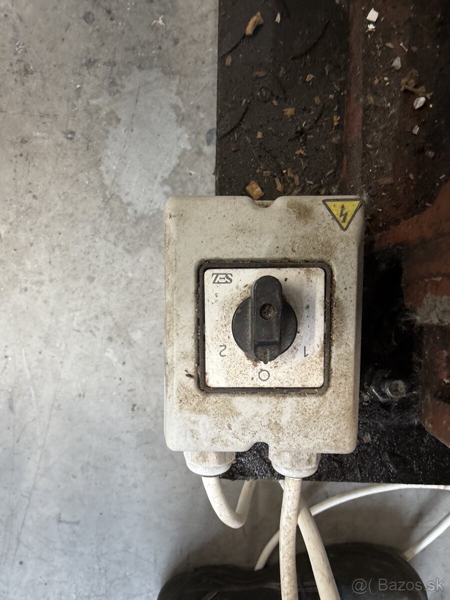 Kužeľová štiepačka - 2