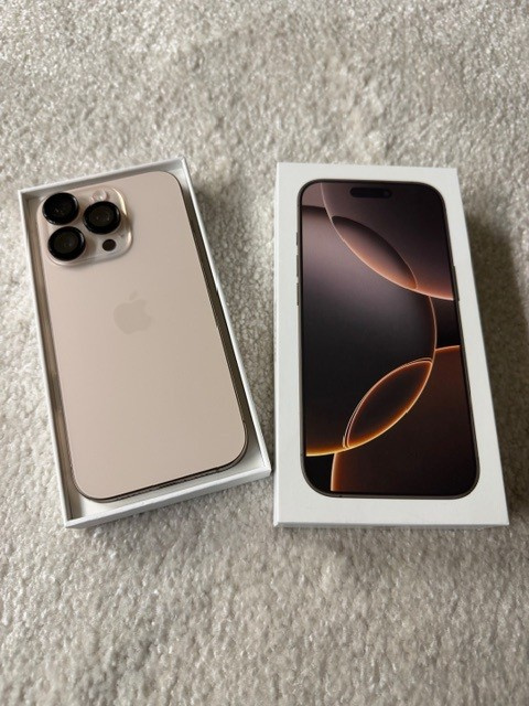 Predám Apple iPhone 16 Pro 256 GB Titánová púštna - 2