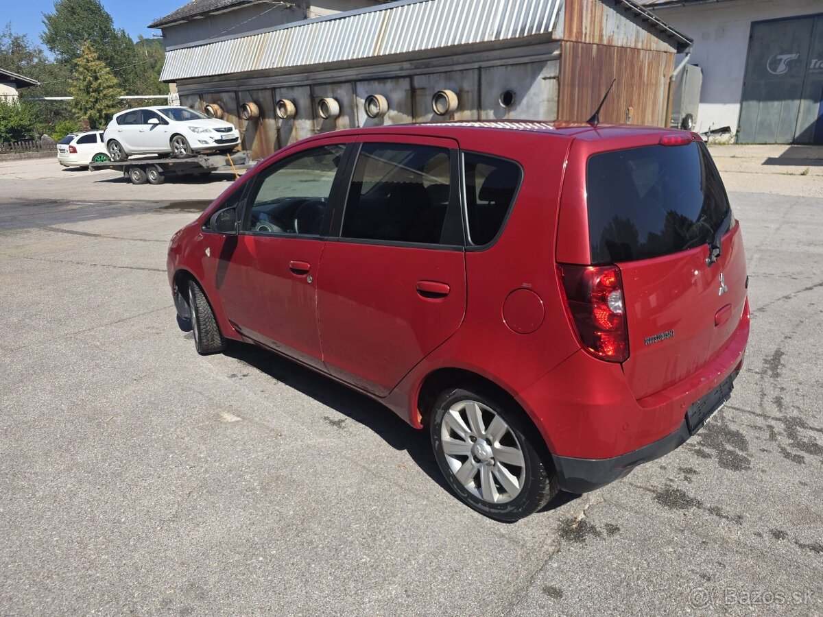 Predám Mitsubishi Colt 1.3 Automat - 2