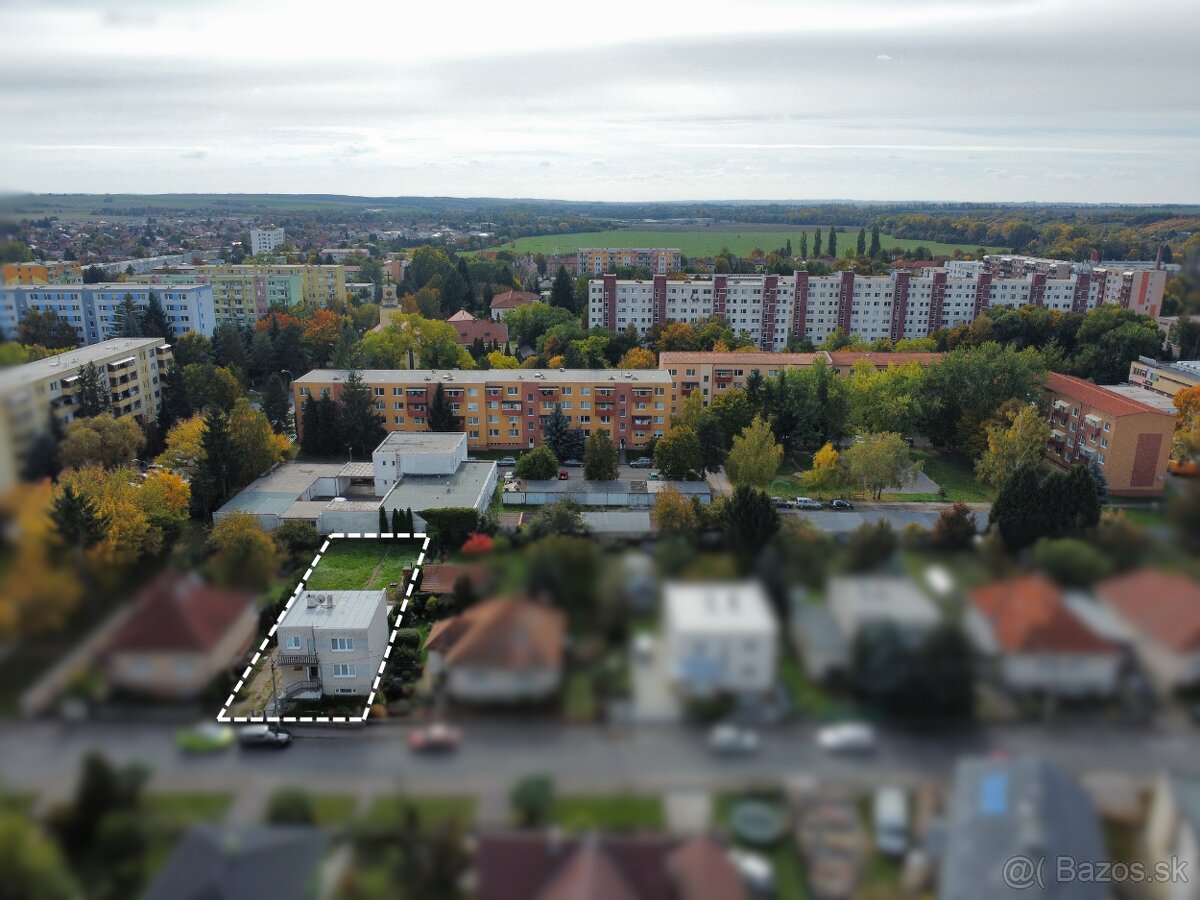 Slnečný RD na krásnom pozemku blízko centra Zlatých Moraviec - 2