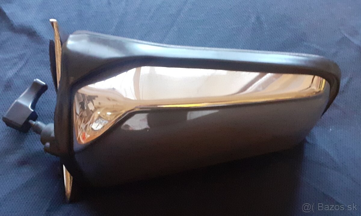 Predám spätné zrkadlo na Mercedes W116 - 2