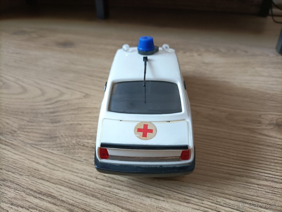 Skoda 120 kdn sanitka - 2