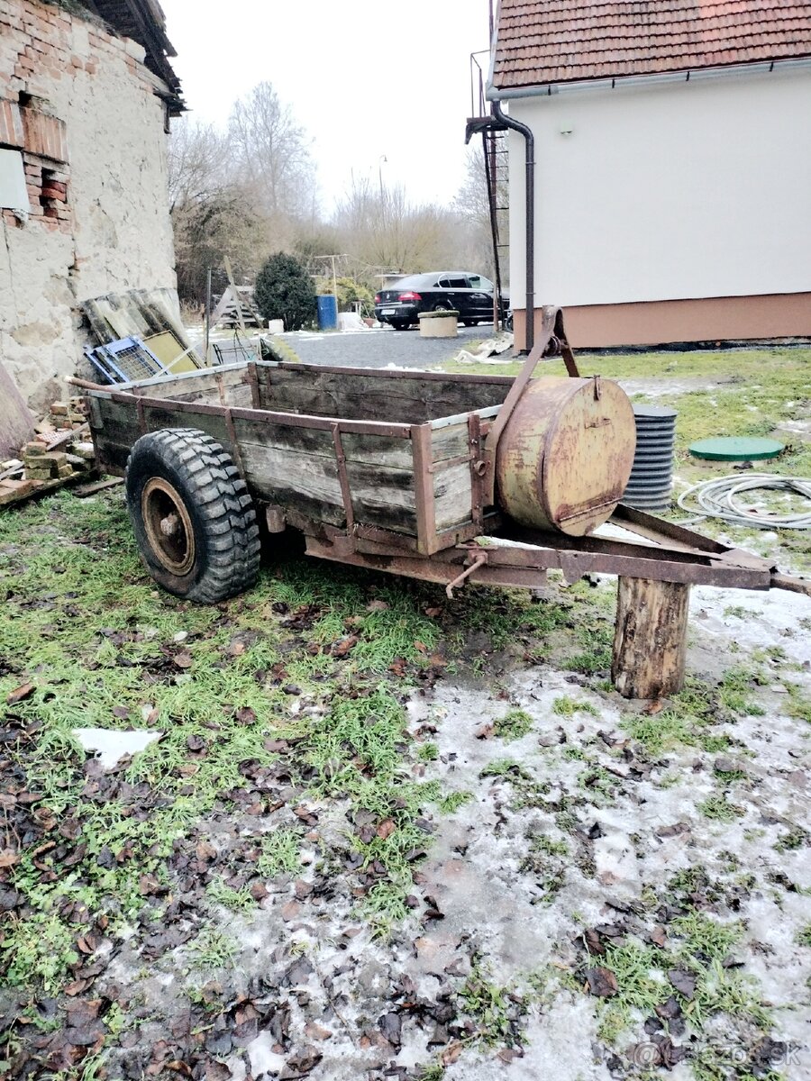 Vlečka za traktor - 2