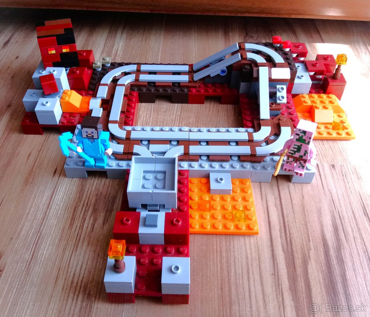 LEGO Minecraft - 3sady - 2