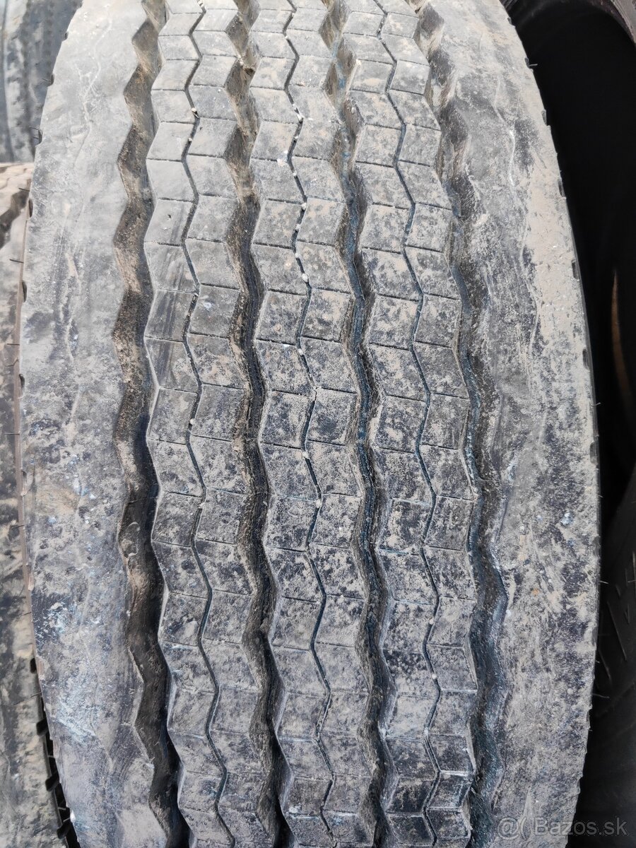 • 385/65 R22,5 SAMSON - 2