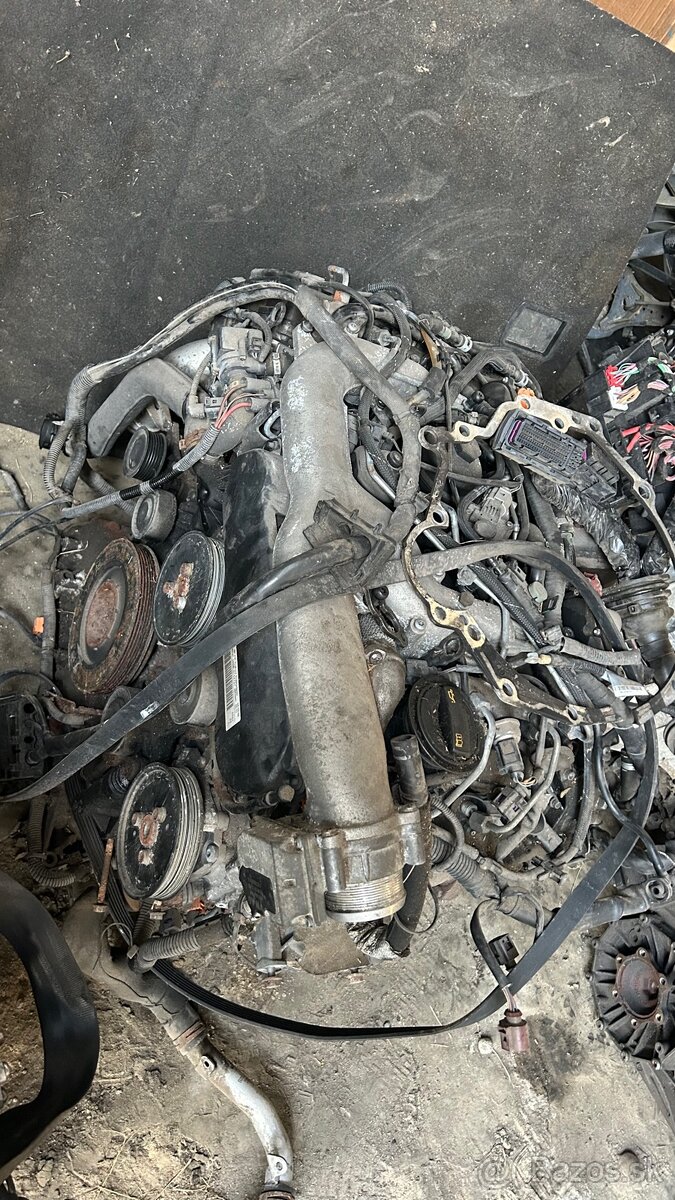 Audi A5 3.0TDI CCW komplet Motor - 2