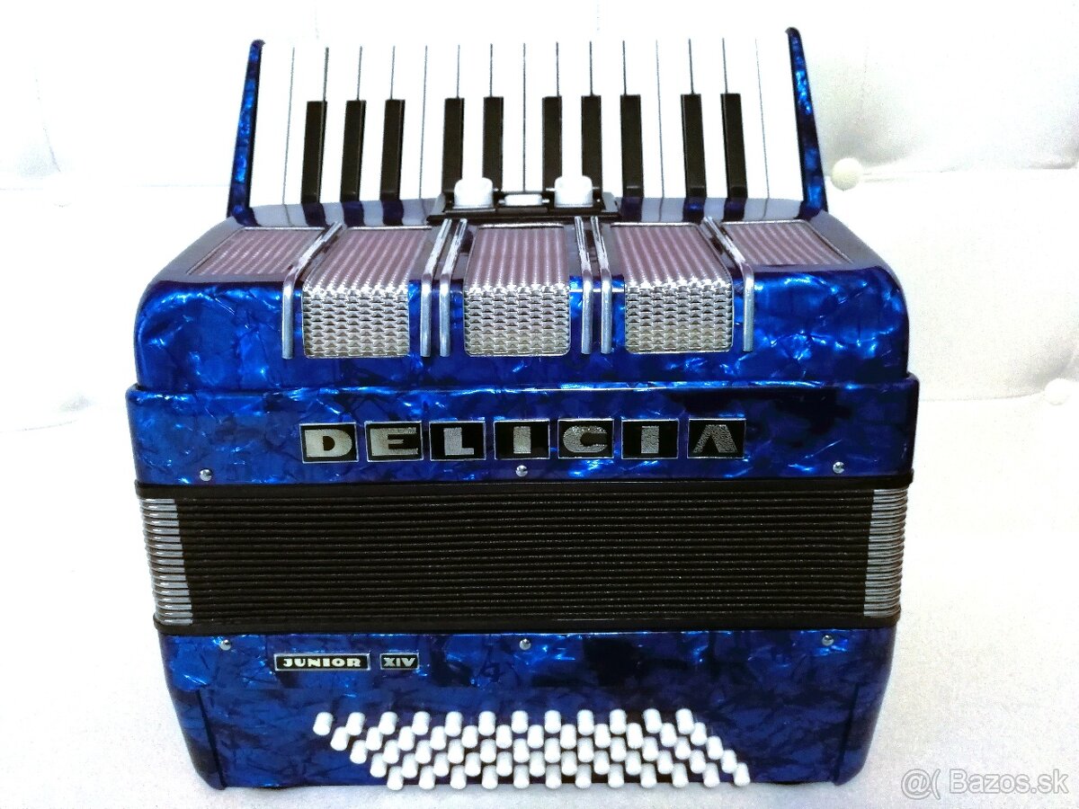 Predam akordeon Delicia Junior 60bas. - 2