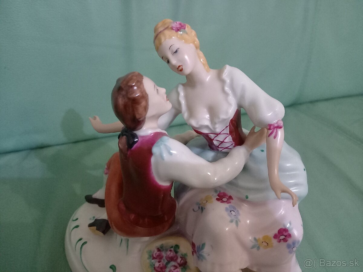 Soska Royal dux dostavenicko cervene - 2