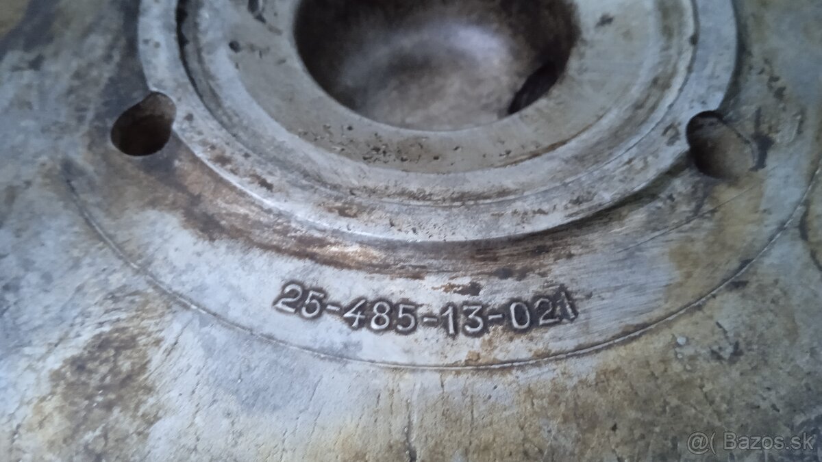 Hlava CZ 250 485 - 2