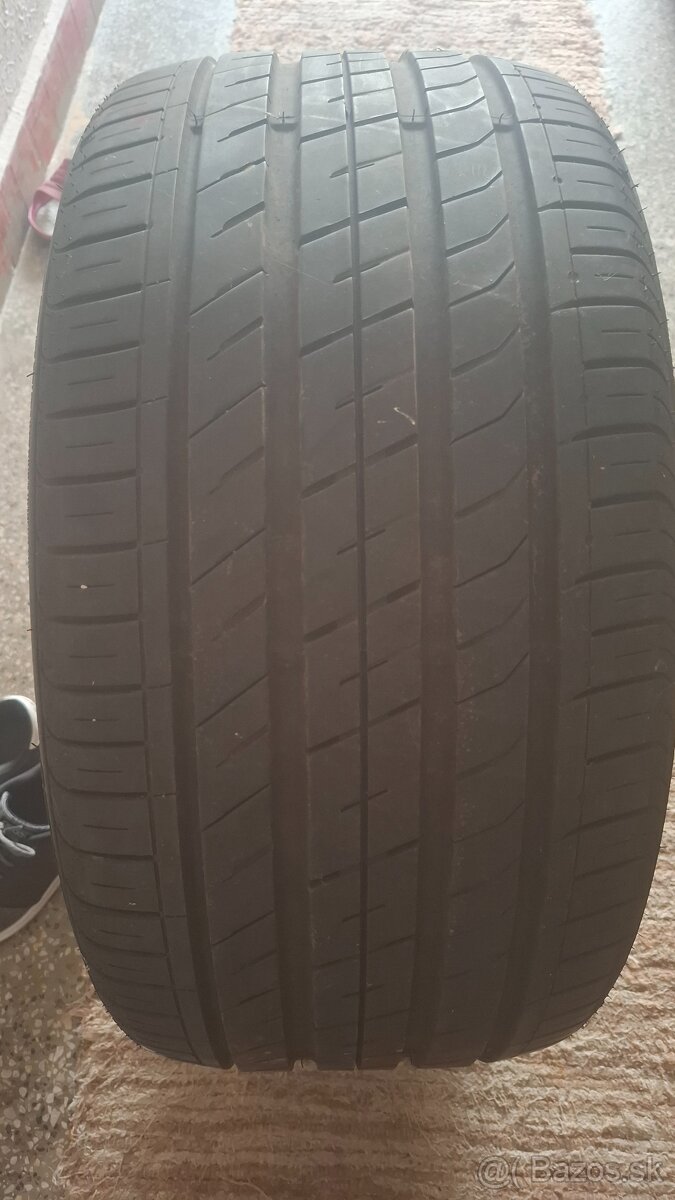 predam pneu letne 245/40 R19 275/35 R19 - 2