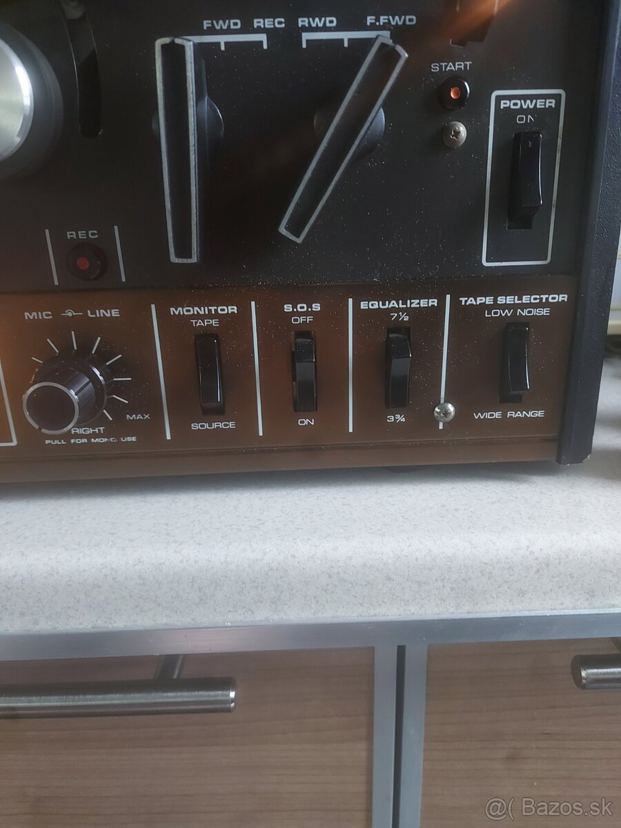 AKAI4000DD - 2