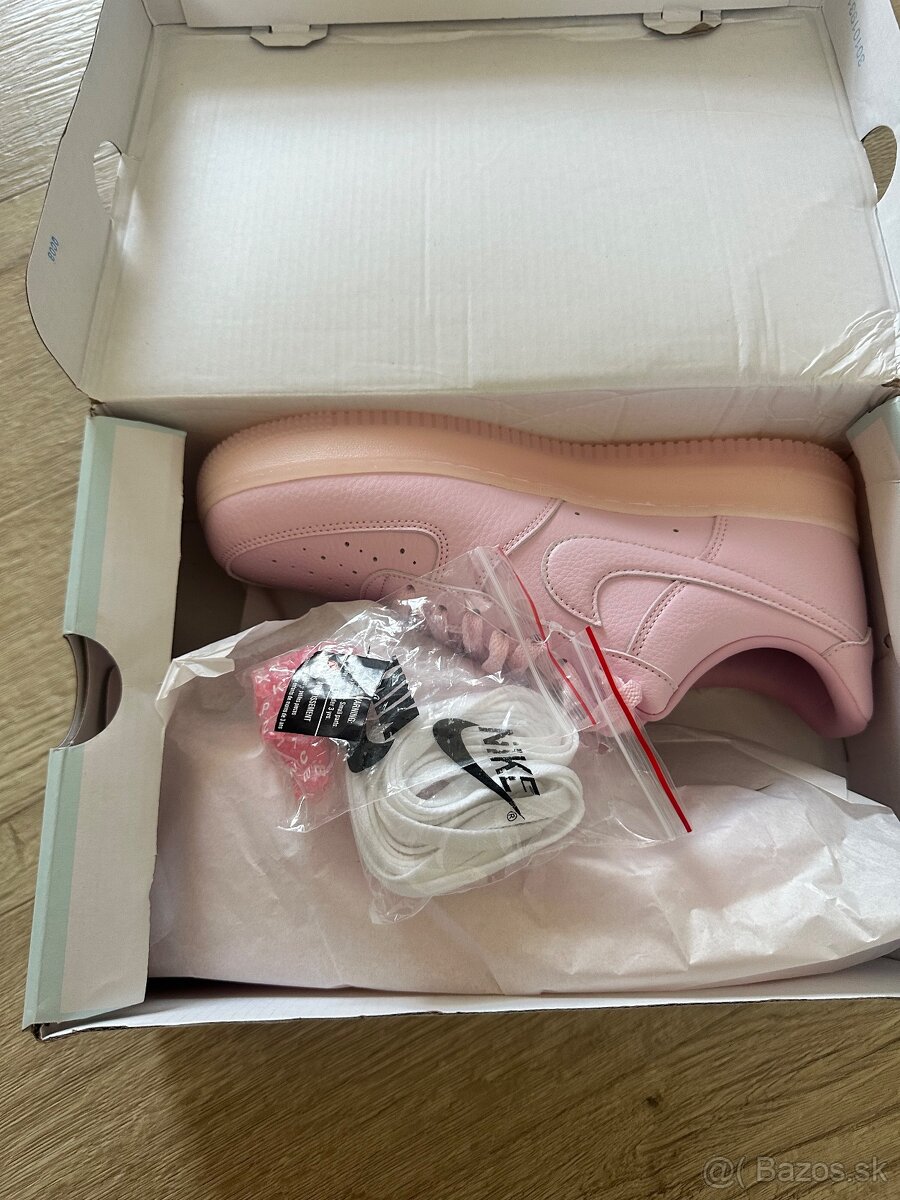 Nike Air Force Drake - 2