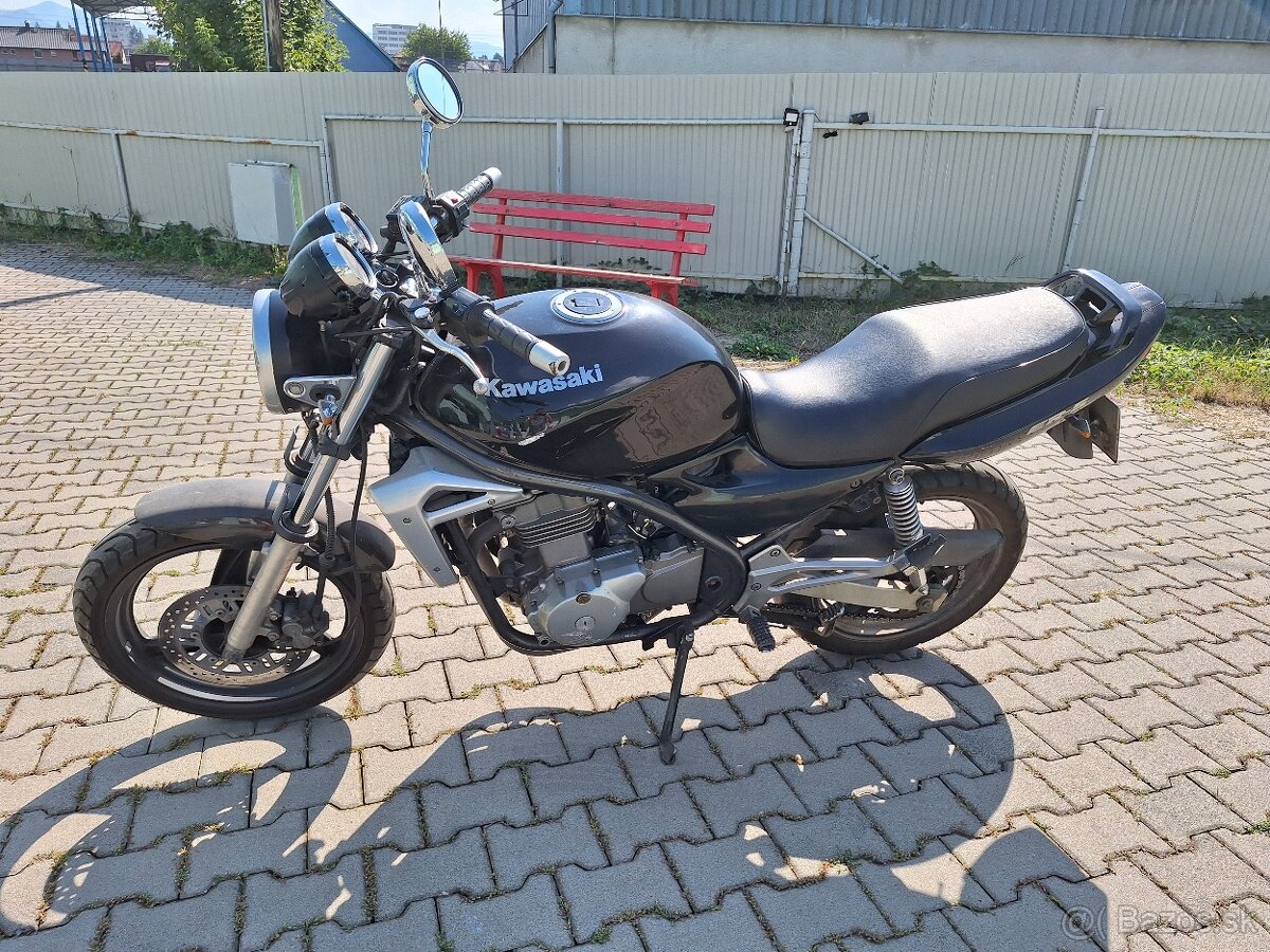 Kawasaki ER500 - 2
