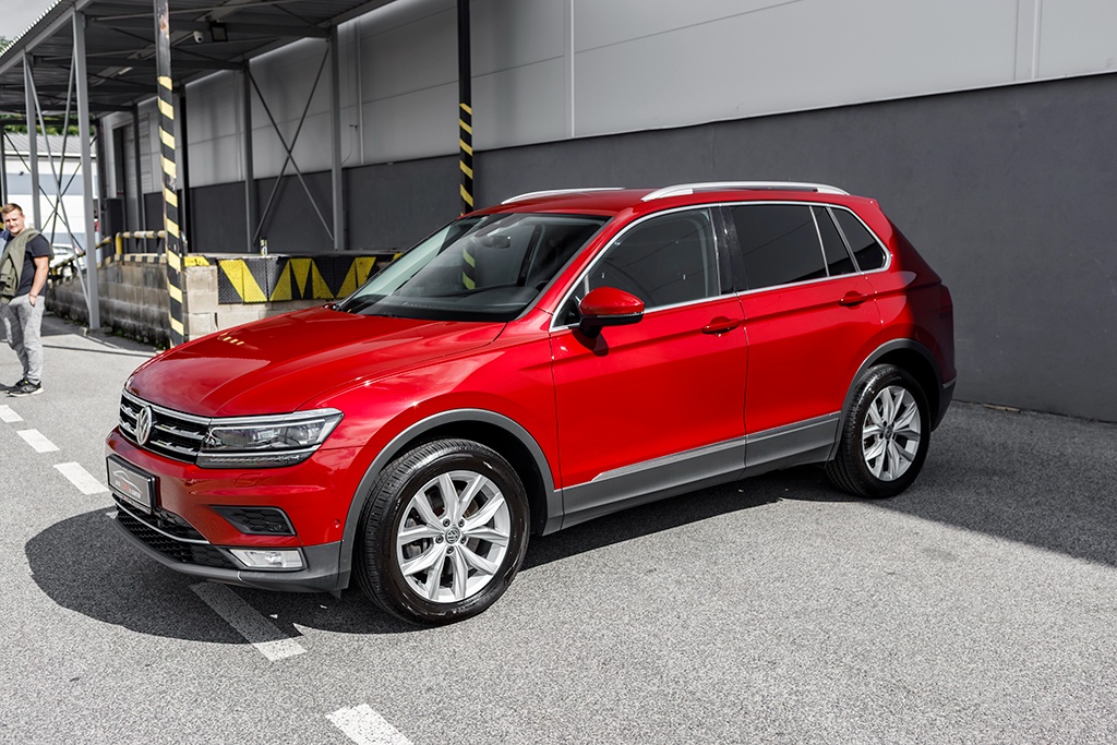 Volkswagen Tiguan Highline 2.0TSI 132kW DSG7 4Motion 08/2016 - 2