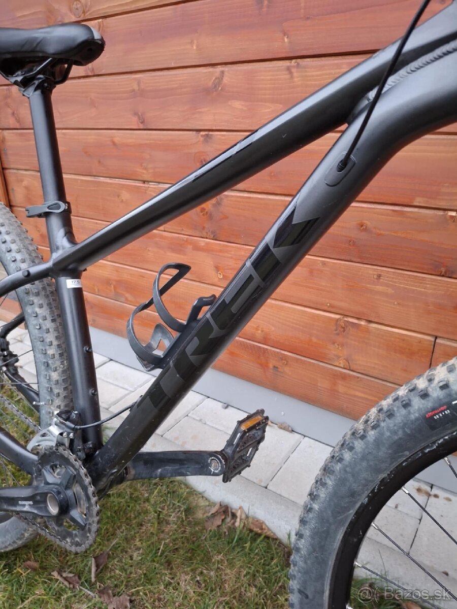 Predám Trek Xcaliber7, 2019, 17,5" - 2