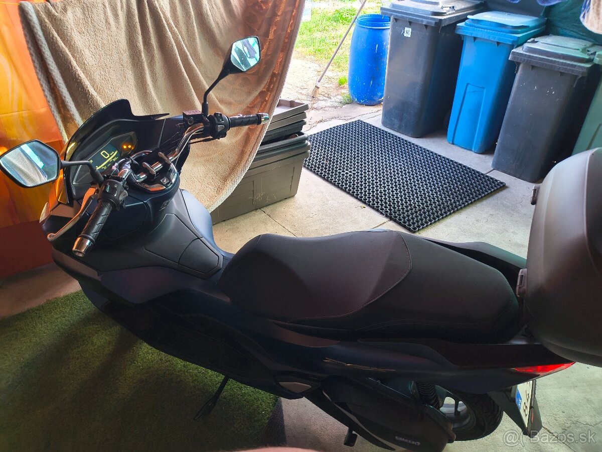 Predám Hondu 125 CBR rok 2023 - 2