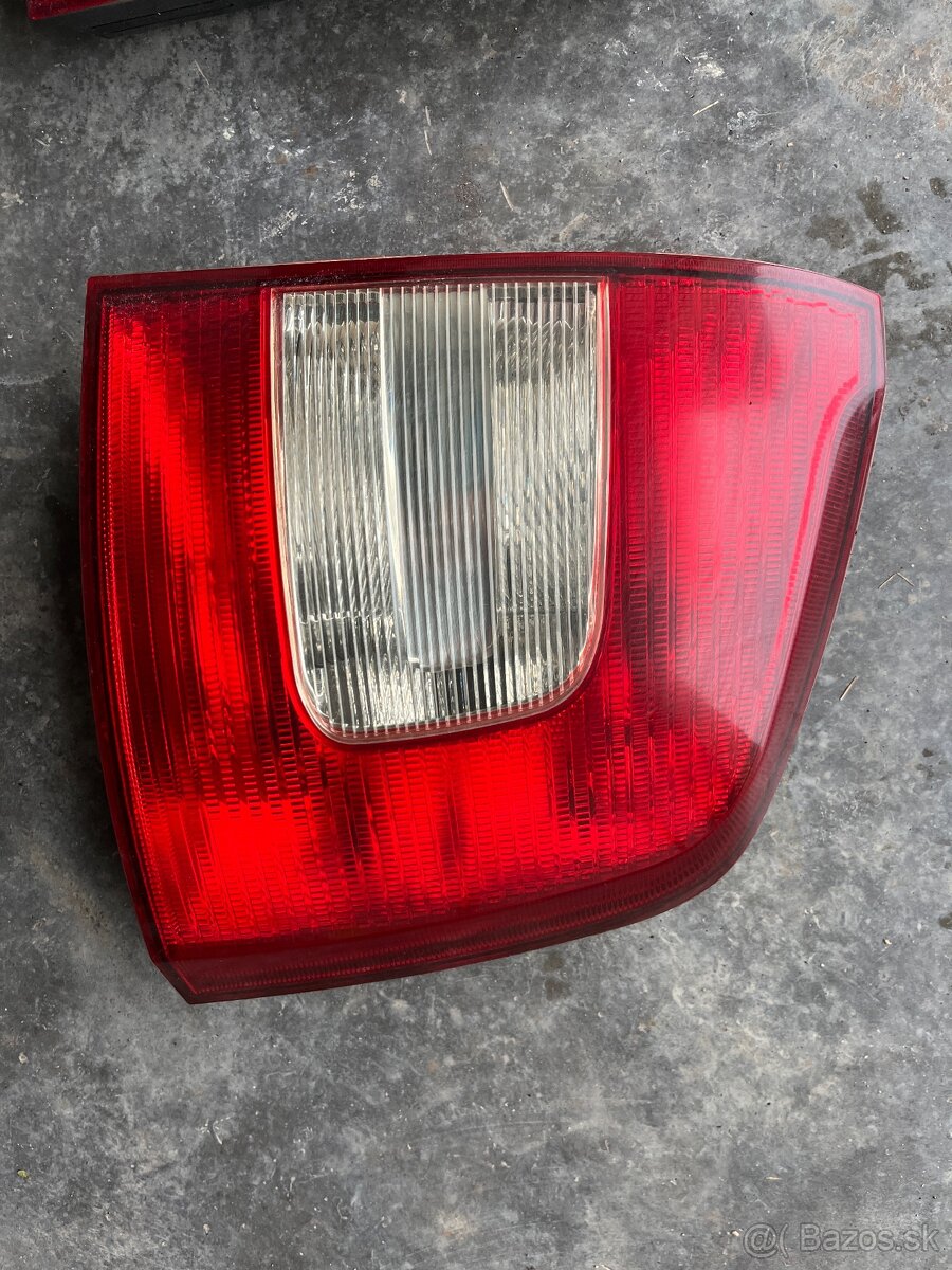 Svetla Skoda Octavia 2combi facelift - 2