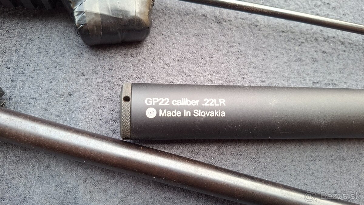 chiappa little badger 17 HMR - 2