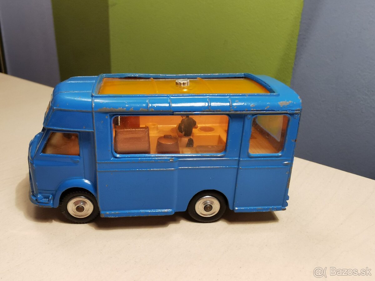 Corgi toys Smith s Van - 2